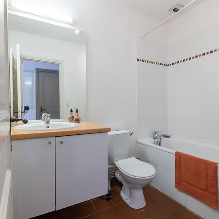 Bel Appartement Avec Cour Au Coeur De La Bastide Carcassonne Exterior foto