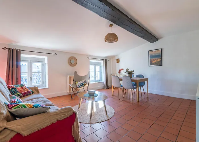 Bel Appartement Avec Cour Au Coeur De La Bastide