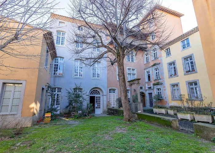 Bel Appartement Avec Cour Au Coeur De La Bastide